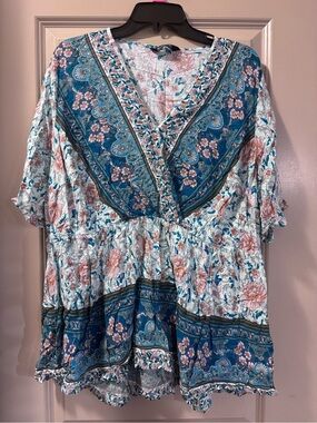 BloomChic Teal and Blush Floral V‑Neck Tunic